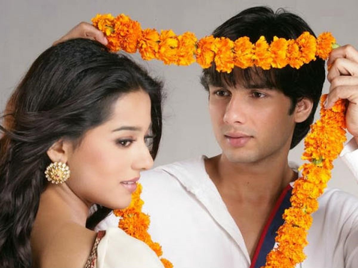 Vivah Movie Photos: 14 years of Vivah, starring Amrita Rao and Shahid  Kapoor, See Pictures - See Latest