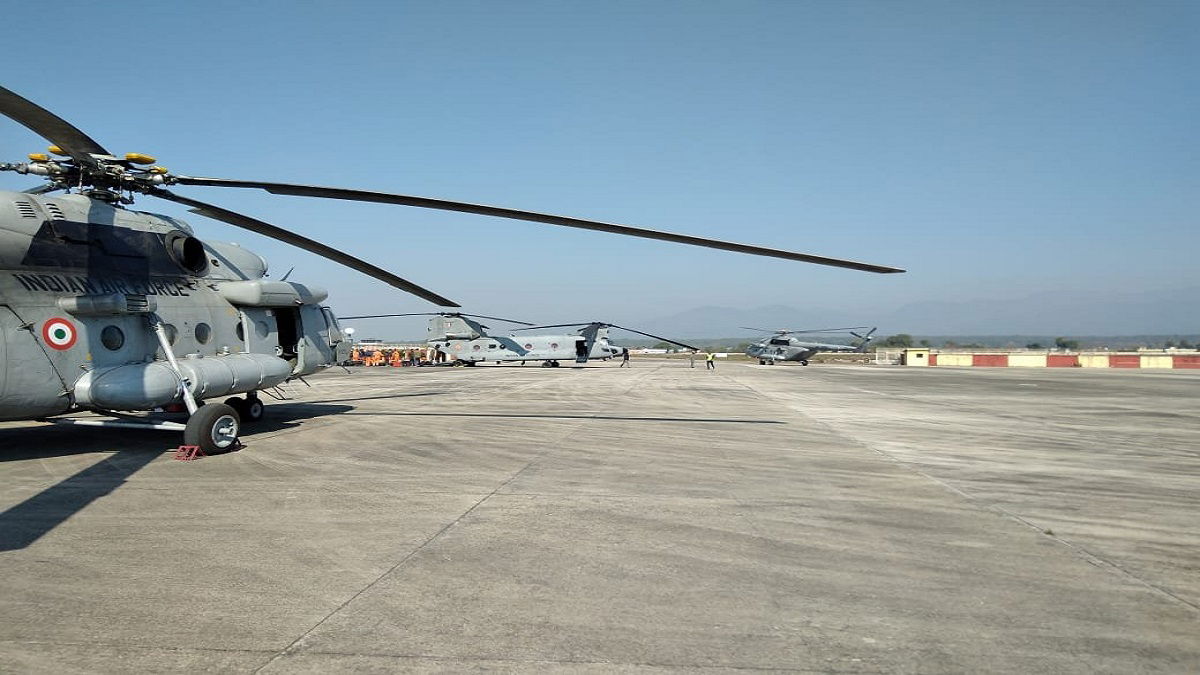 Uttarakhand Flood: IAF Mi-17 and Chinook helicopters leave for ...