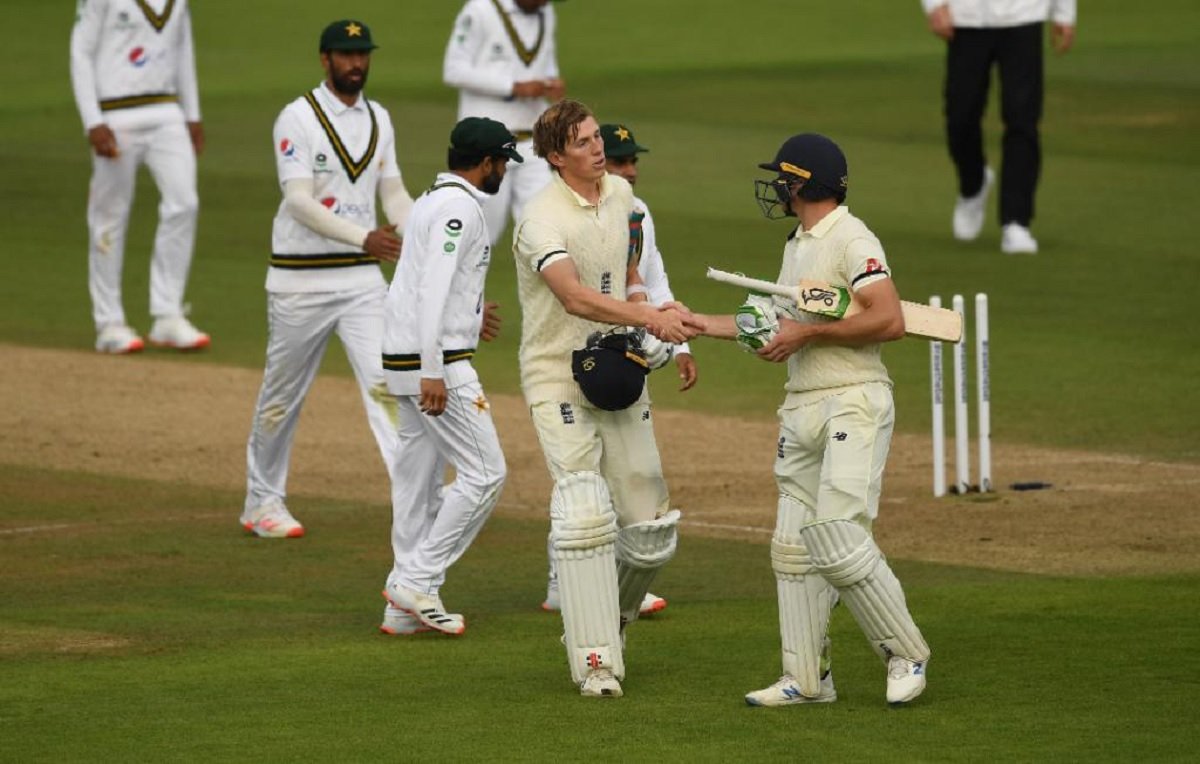 England Vs Pakistan 3rd Test Match Day 2 Live Score Updates: 3rd Session!
