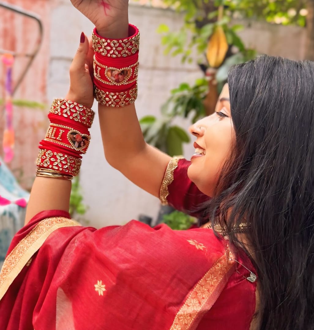 thread name photo chuda hert photo Image