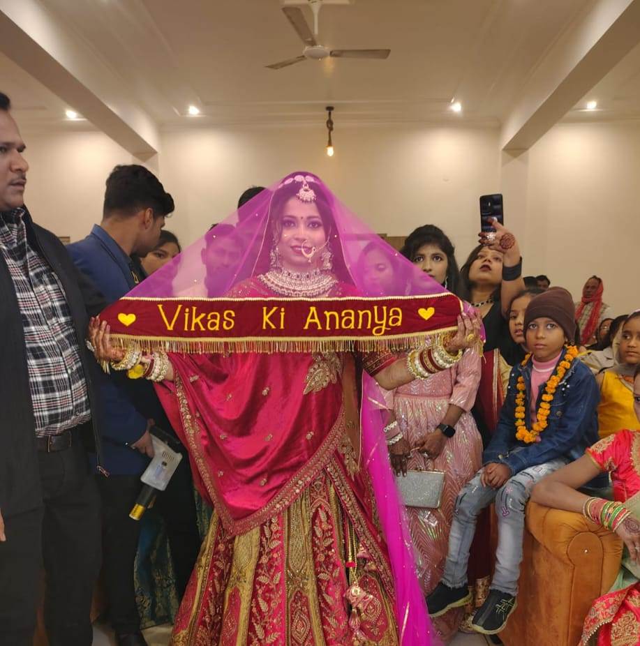 Bride Entry Customized Bridal Dupatta/Chunri With Name For Wedding & Engagement Image