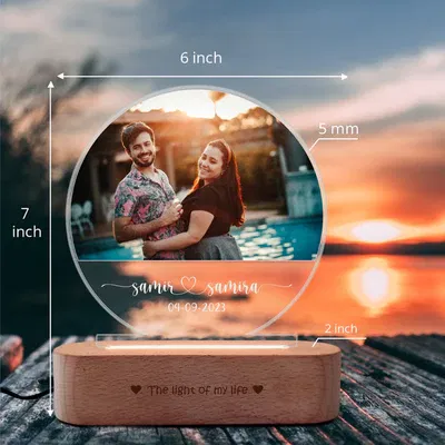 Half Moon Photo Engraved Lamp – Anniversary Gift Image 