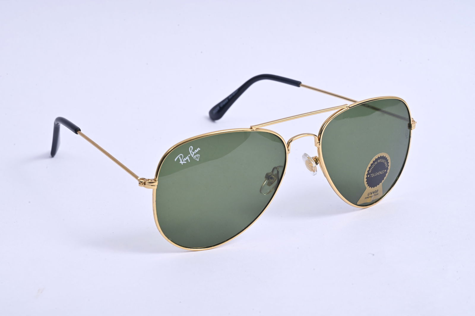 Elevate your style with these premium aviator sunglasses Image