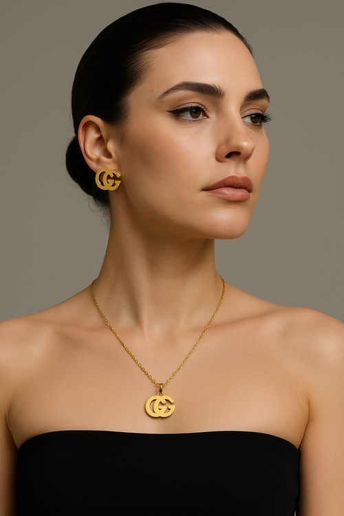 Gucchi sign Necklace+Earing Set