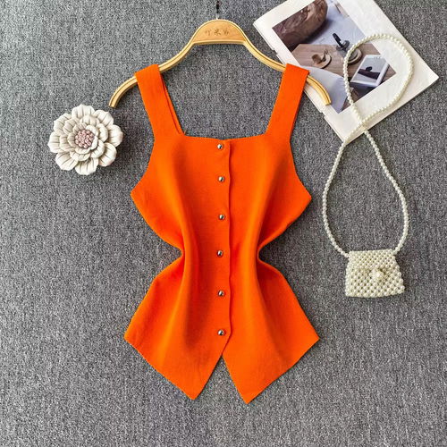 Button-down vest top
