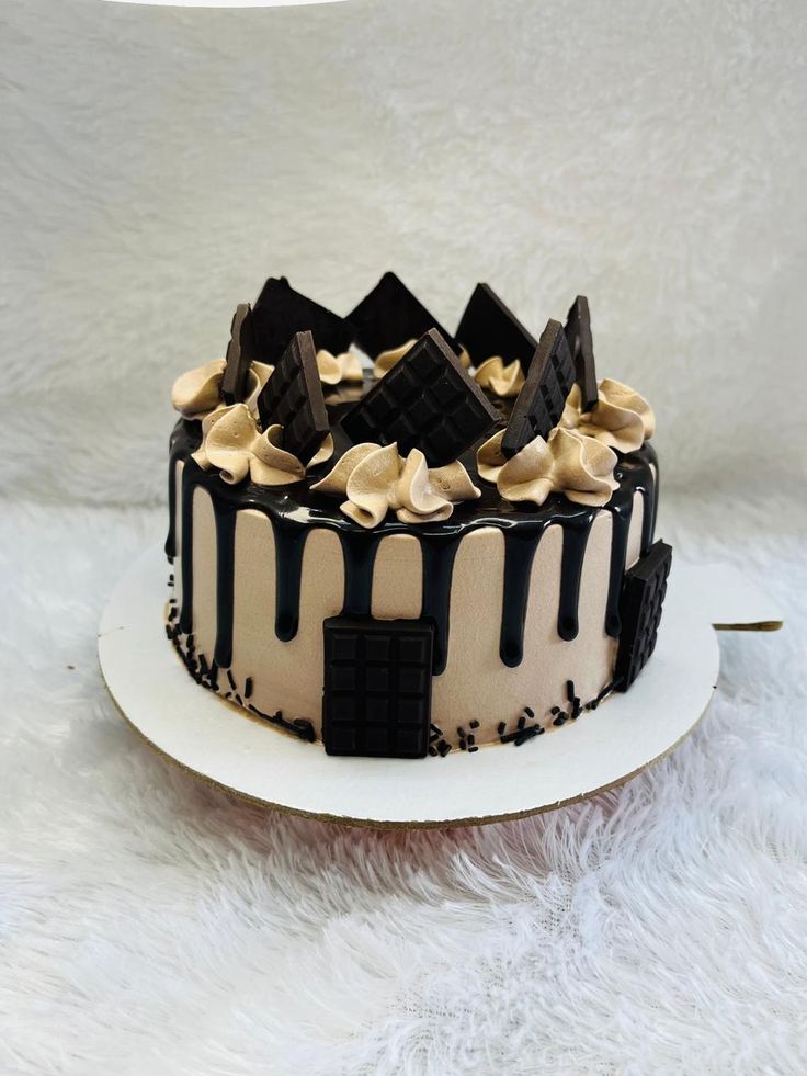 CHOCOCHIPS CAKE  Image
