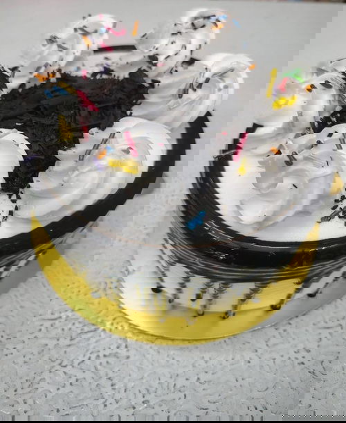 BLACK FOREST FRESH CAKE 