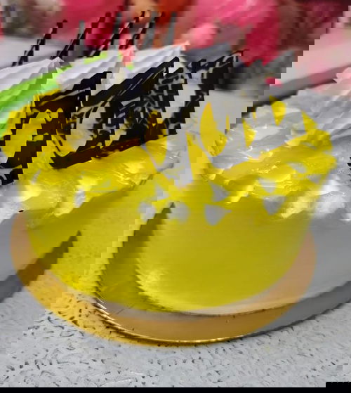 PINE APPLE FALVOUR FRESH CAKE Image