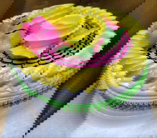 Butter Cream Vanila Cake Image