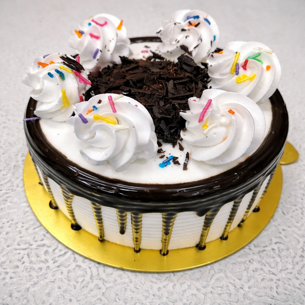 BLACK FOREST FRESH CAKE  Image