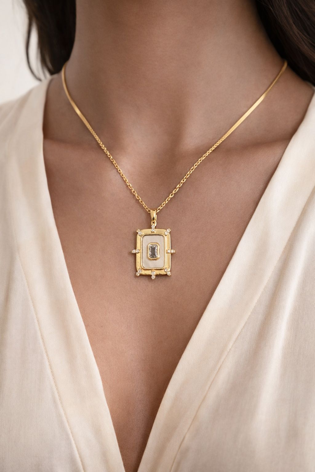 Elegant Rectangular White Stone Gold Pendant Necklace Image 