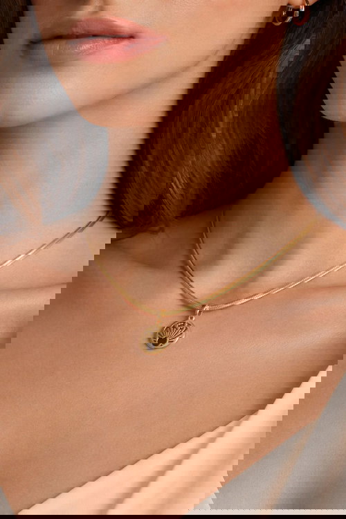 Elegant Black Gold-Tone Chain Necklace