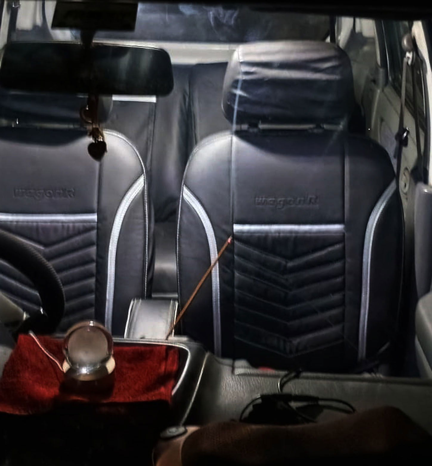 PU Leather Car Seat Cover For Maruti WagonR 1.0 (2013-2017)  (All Detachable Headrest, Split Back Seat,, 5 Seater, 2 Back Seat Head Rests) (black silver) Image