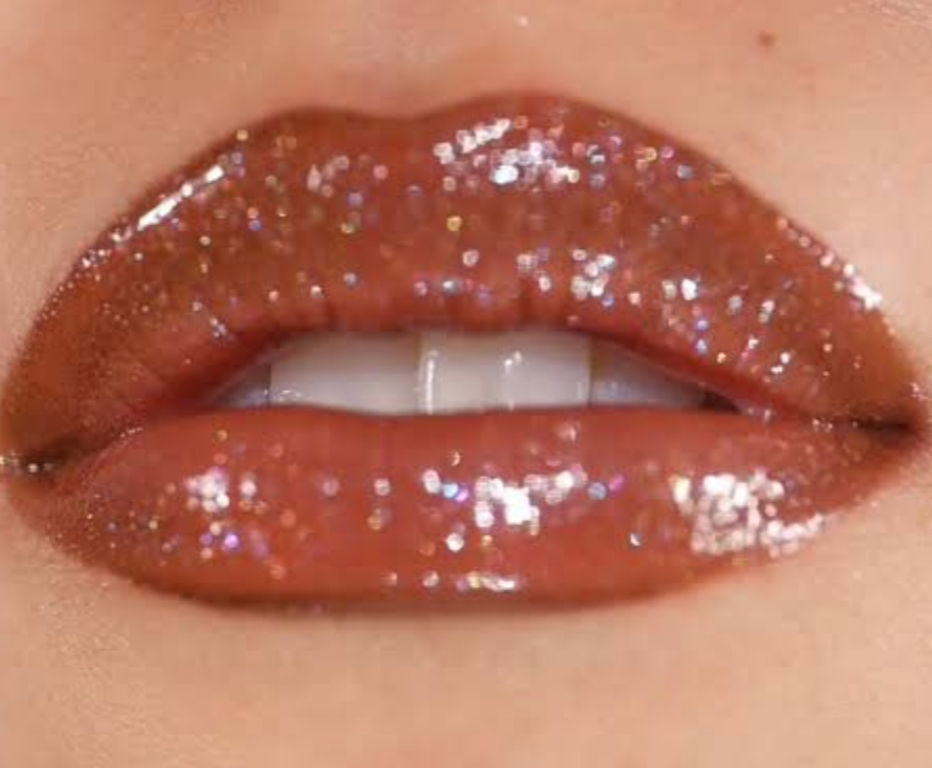 Lip Gloss | Shade-19 Mocha Veil | 