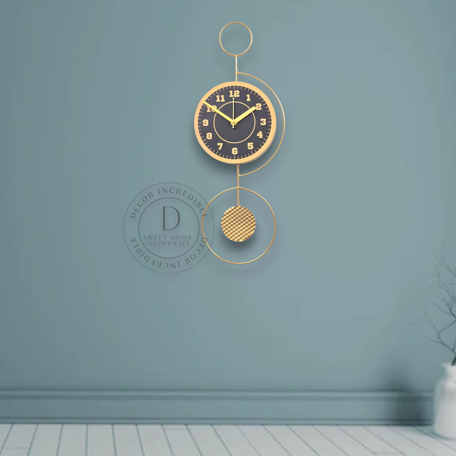 METAL WALL CLOCK Image