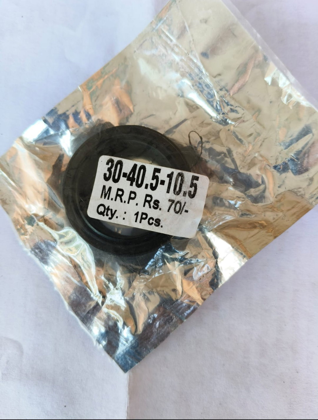 Shocker Oil Seal 30-40.5-10.5 Image