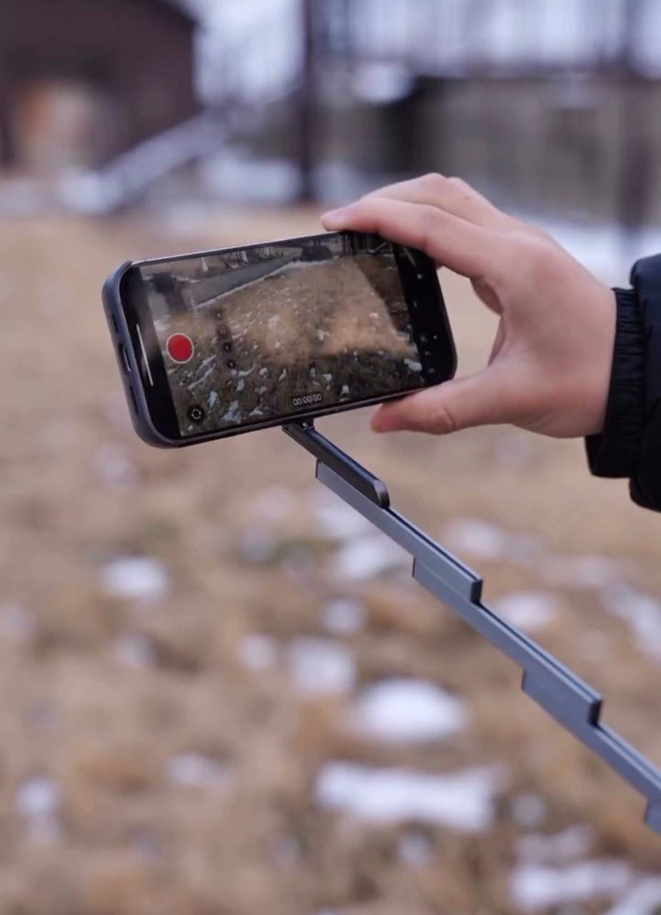 iPhone 16 ProSelfie stick, Phone cover Image 