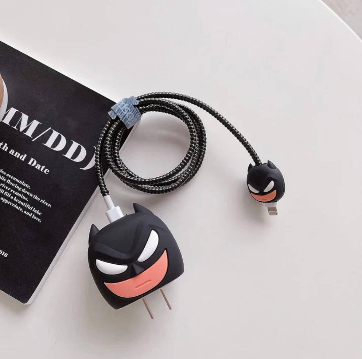 BATMAN - IPHONE 18-20W CHARGER ADAPTER AND CABLE PROTECTOR CASE Image