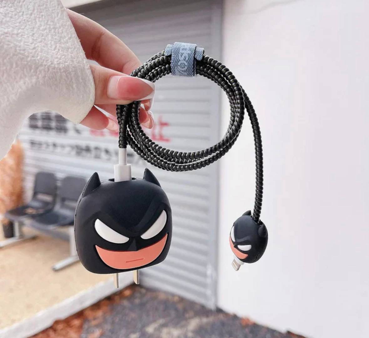 BATMAN - IPHONE 18-20W CHARGER ADAPTER AND CABLE PROTECTOR CASE Image 