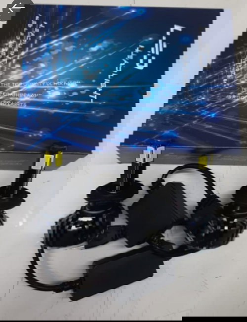 85 WATT LED LIGHT H4 PACK OF 2 Image