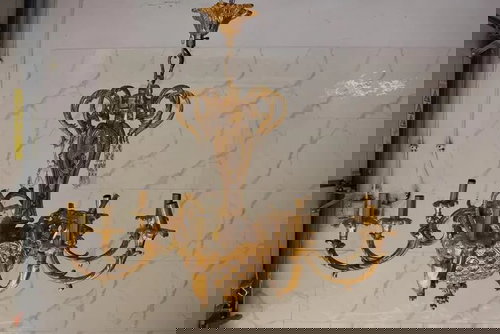 Vintage Brass Chandelier – Elegant Antique Lighting for Luxurious Interiors Image