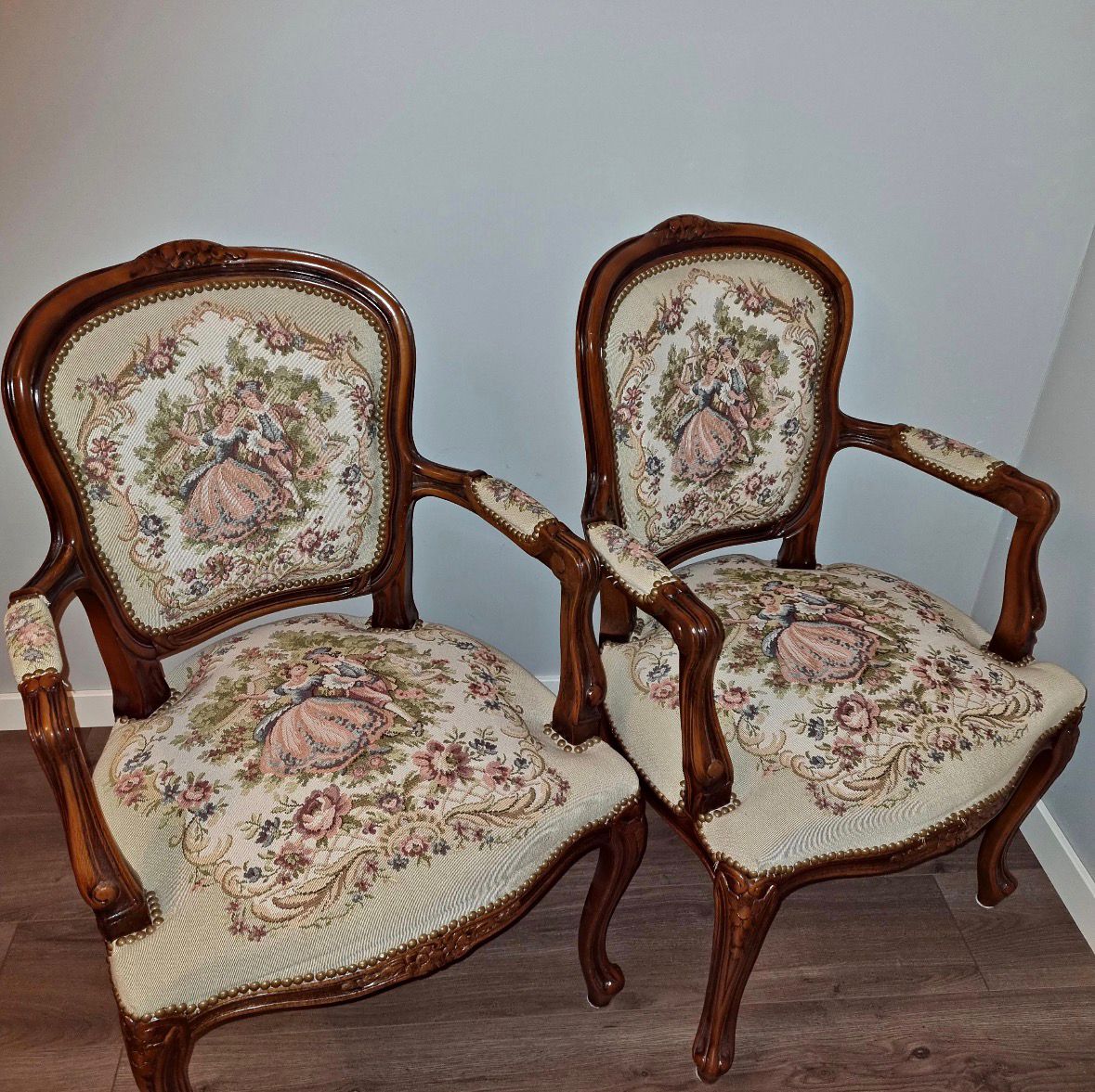 Louis XV Royal Arm Chairs – (Single Piece) Image 