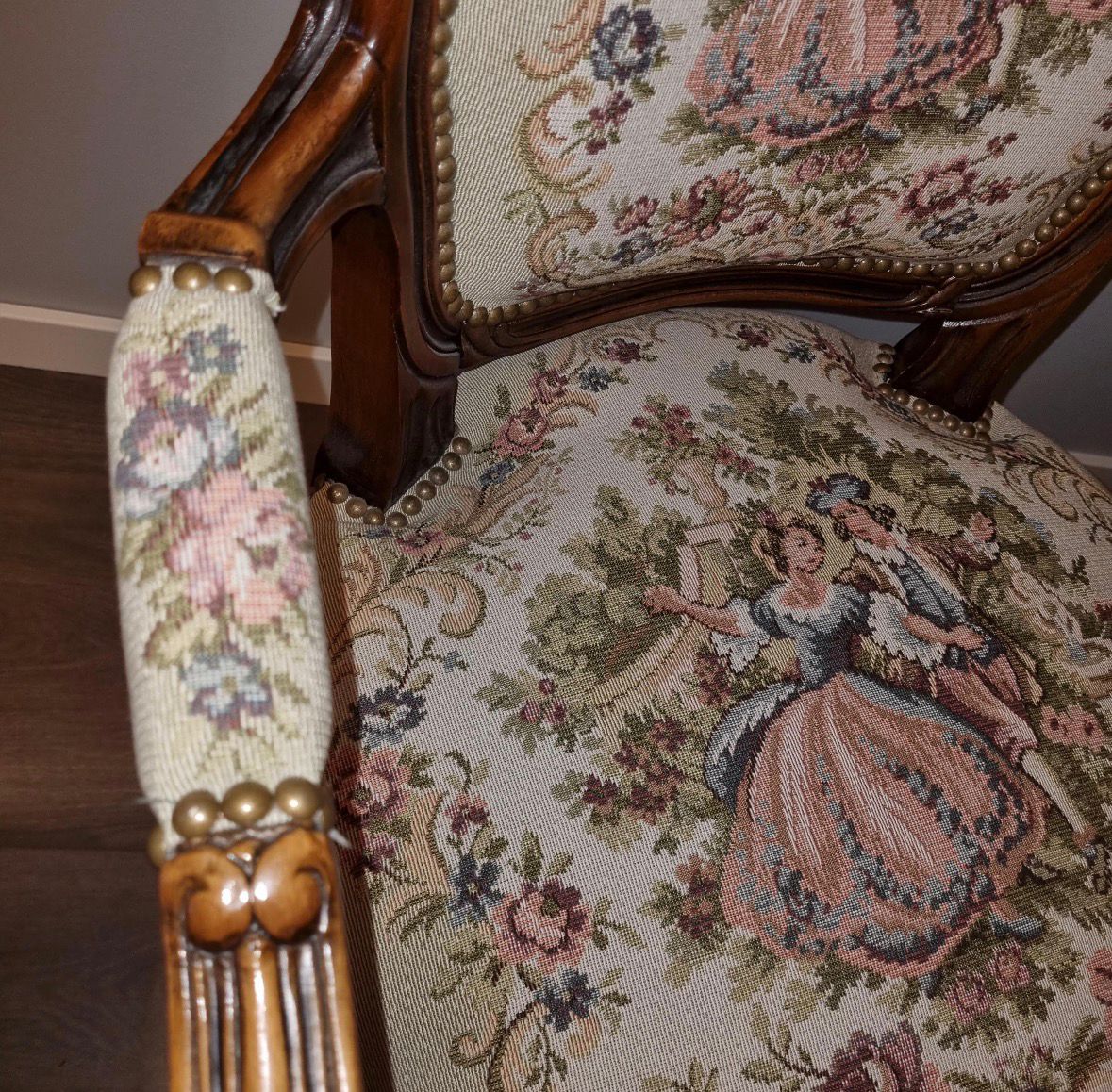 Louis XV Royal Arm Chairs – (Single Piece) Image 