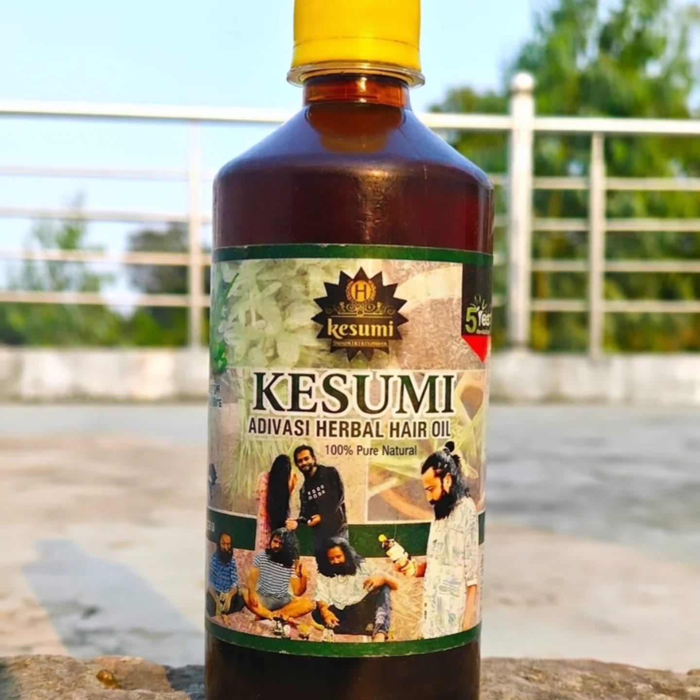ORIGINAL KESUMI HAKKI PIKKI ADIVASI HERBAL HAIR OIL 500 ML Image 
