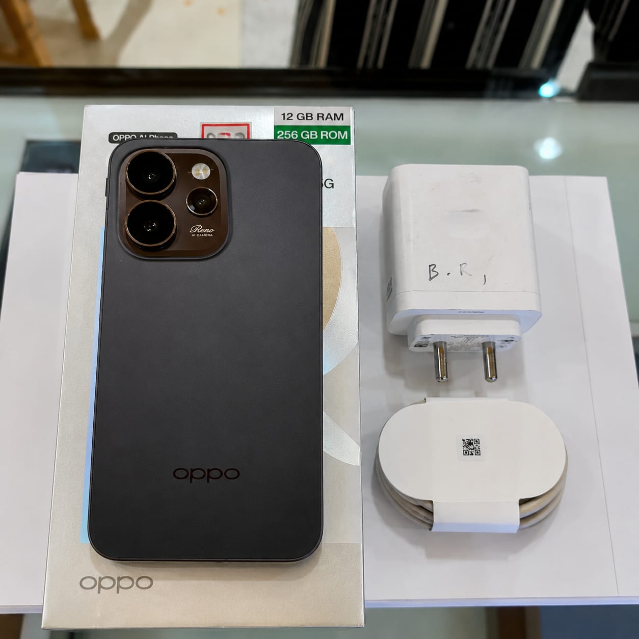 OPPO RENO 15 PRO MINI 5G Image