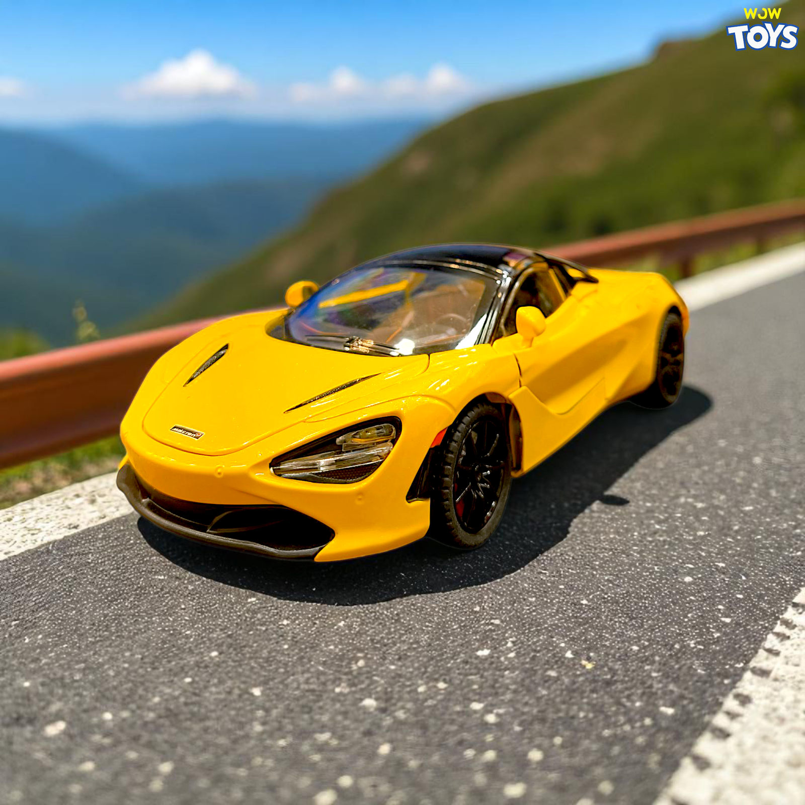 McLaren 720S 1:24 Die-Cast Model Car with Pull-Back Action & Sound Image