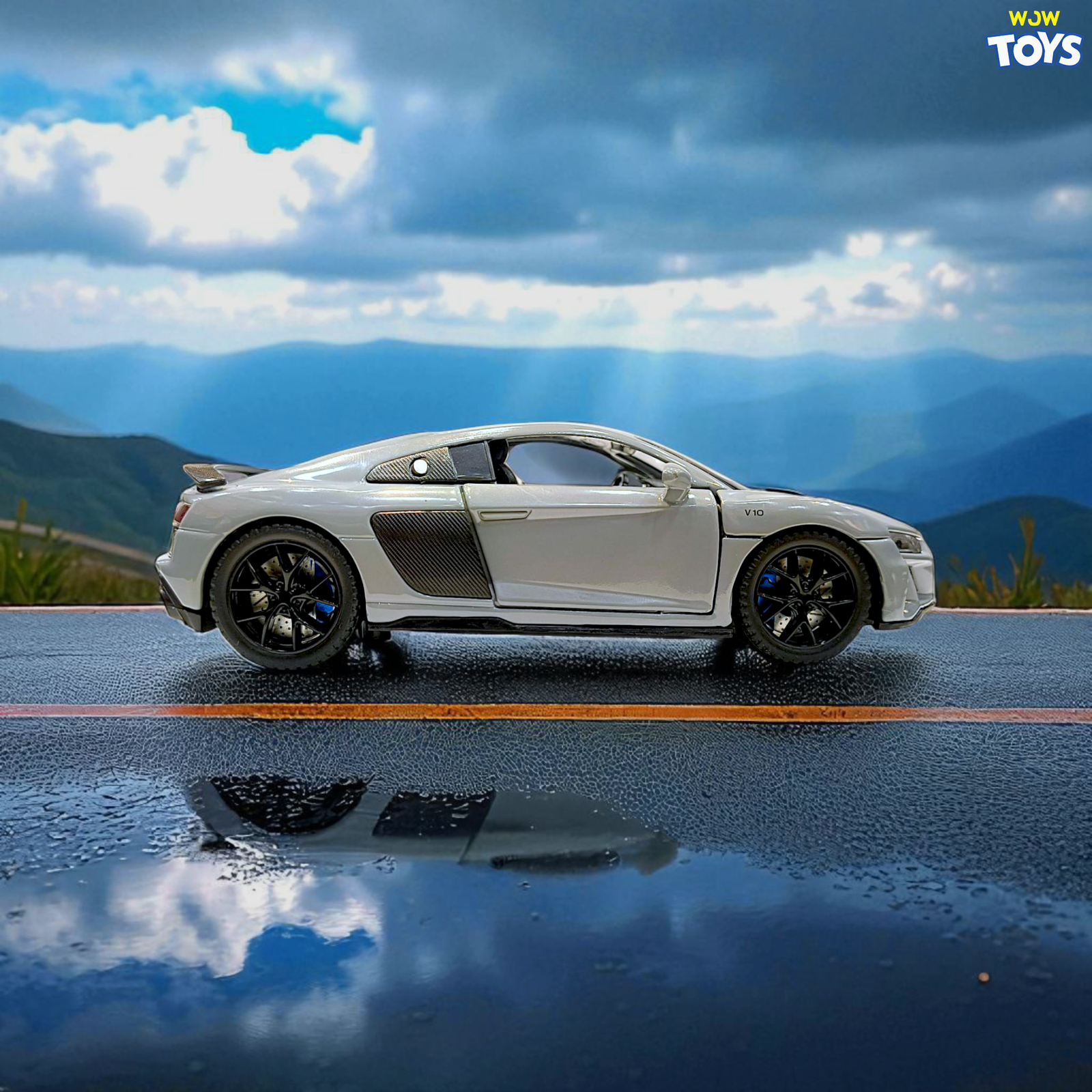 Audi R8 V10 Supercar 1:32 Scale Die-Cast Model with Pull-Back & Sound Image
