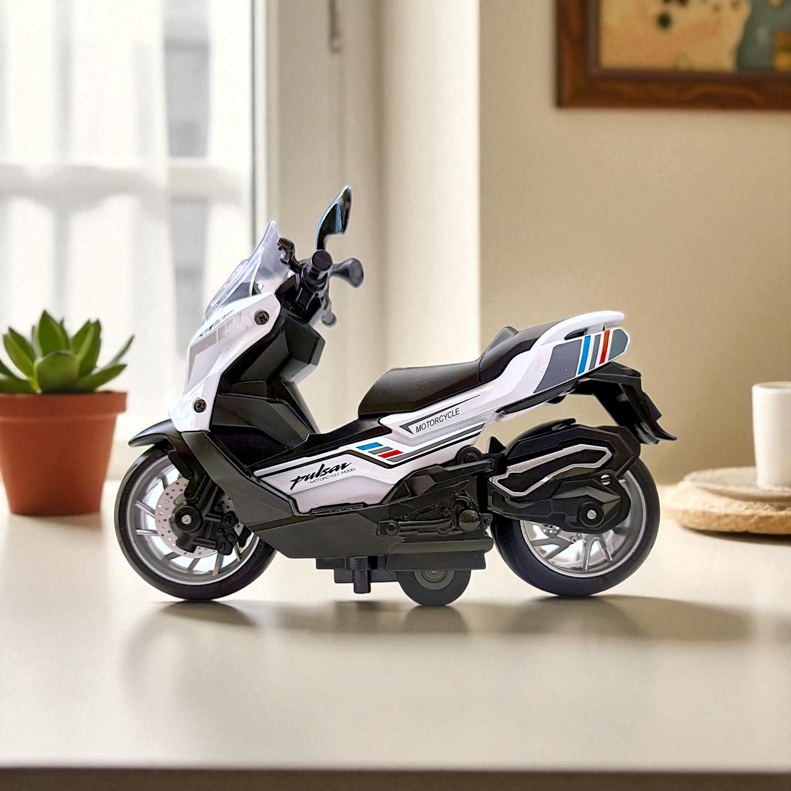 Urban Flash 1:18 Diecast Scooter Bike with Light & Sound Image