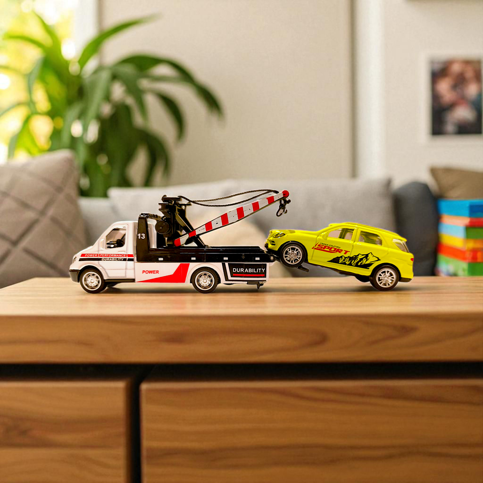 Diecast Tow Truck with Pull Back SUV – Durable Towing Playset for Kids Image