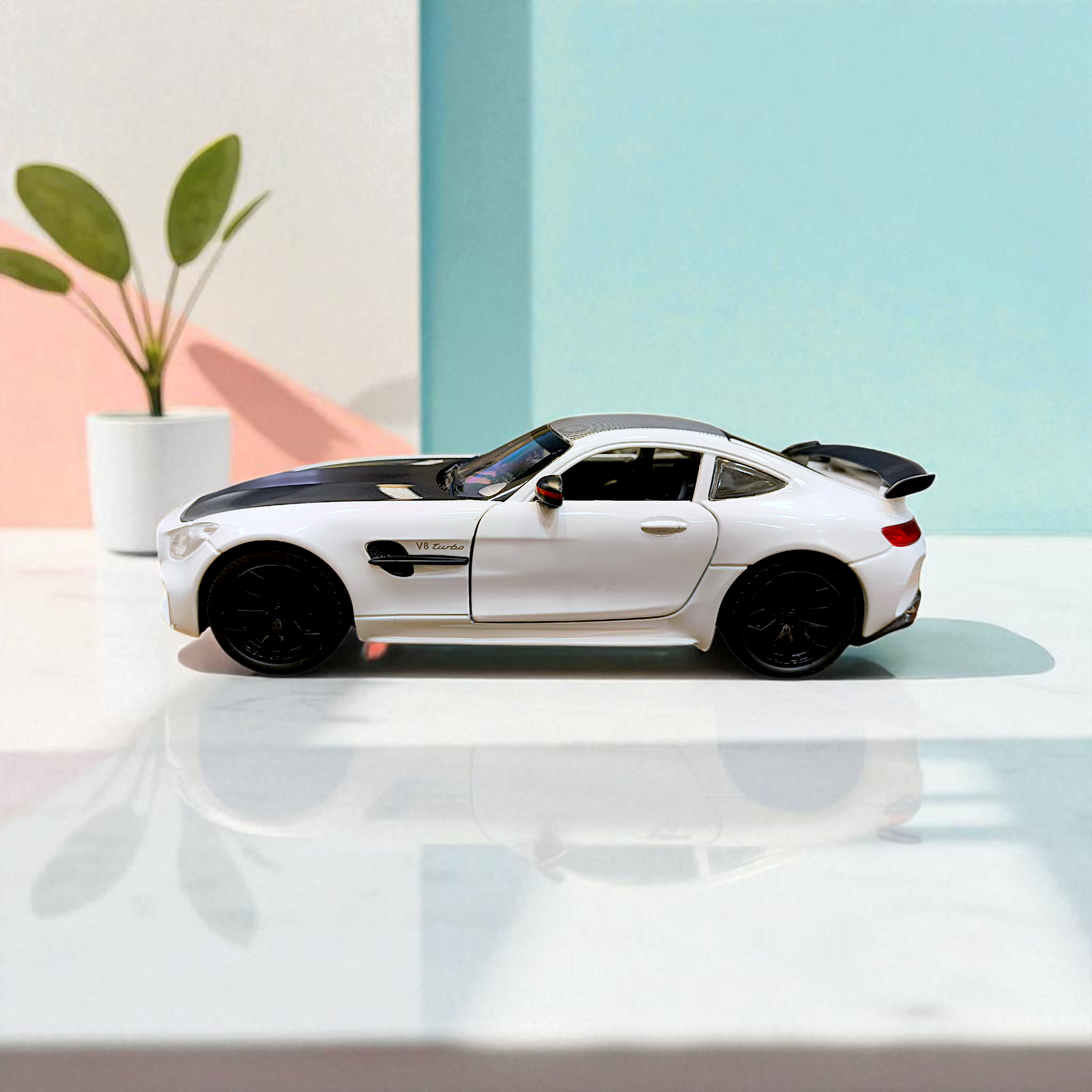 Die-Cast Mercedes AMG GTR 1:24 Scale Sports Car Toy – White & Black with Pull Back, Light, Sound & Horn Image