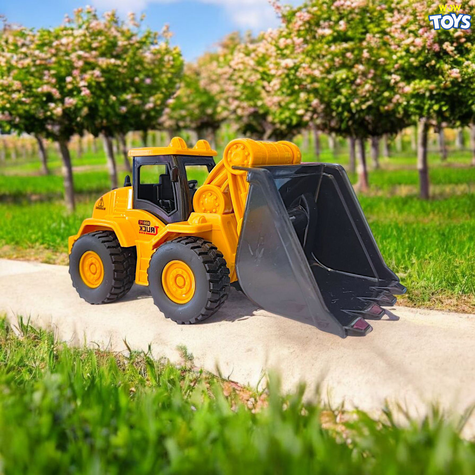 Friction Powered Loader Construction Truck Toy – All Movable Parts with Smooth Tyres Image
