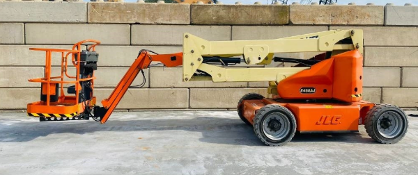 JLG E 450 AJ Image 
