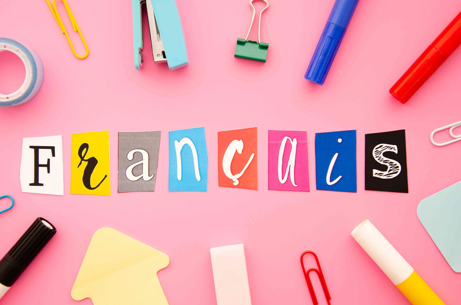 francais-lettering-pink-background_11zon