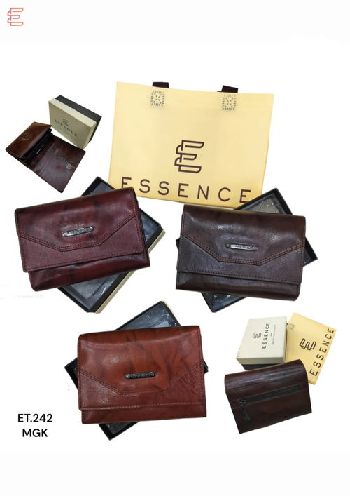 Elegant Ladies Mini Wallets – Compact & Stylish Bi-Fold Design