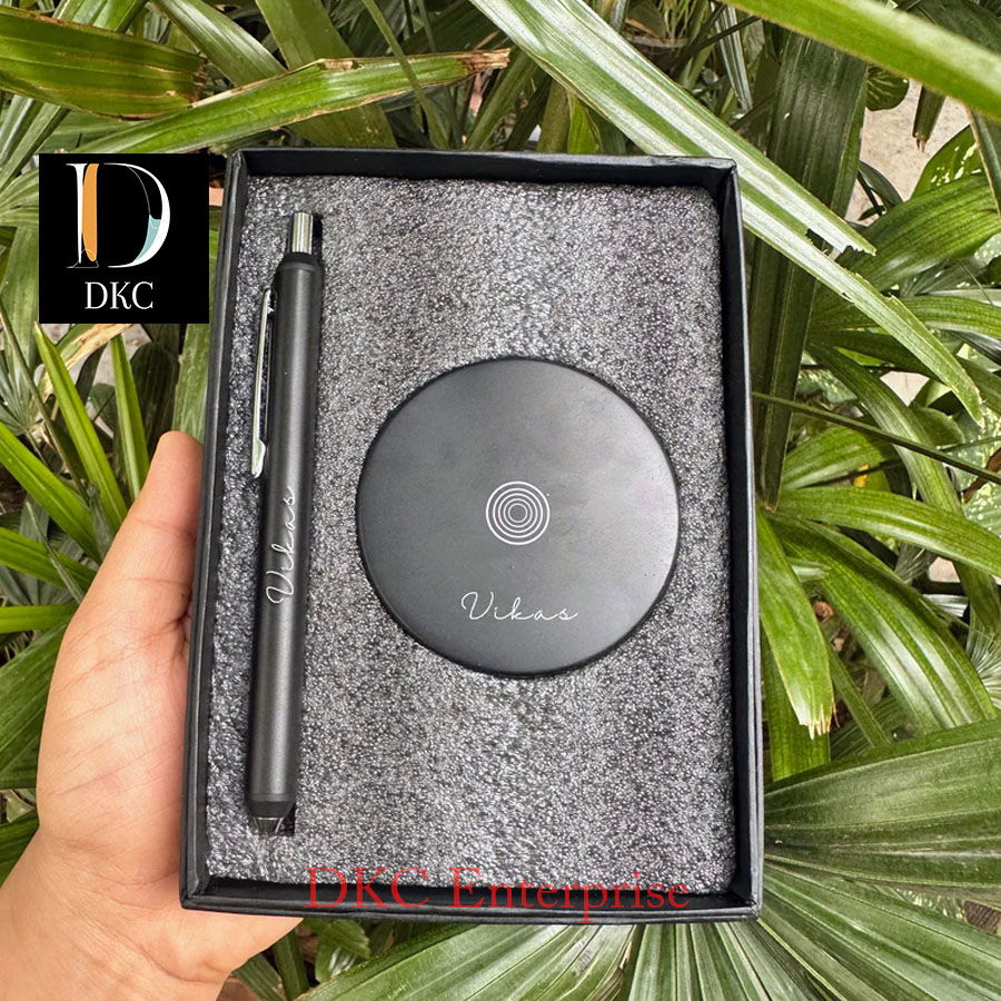 DKC Hector 13 MAGNETIC PEN WITH STAND Image