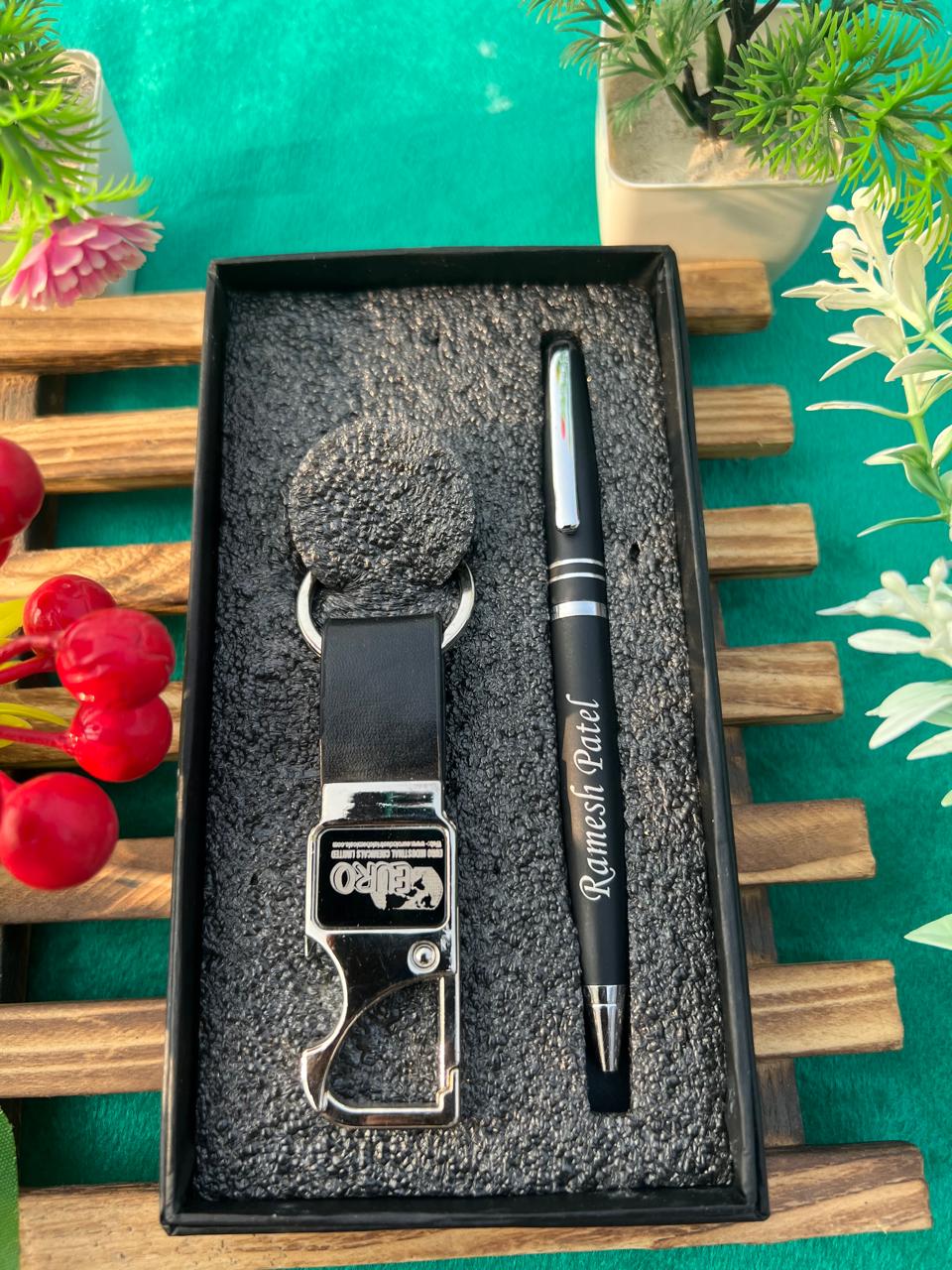 METAL  RING PEN LOOP KEYCHAIN COMBO