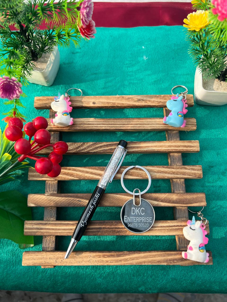 SILVER FLAKE PEN ROUND KEYCHAIN COMBO A33 Image