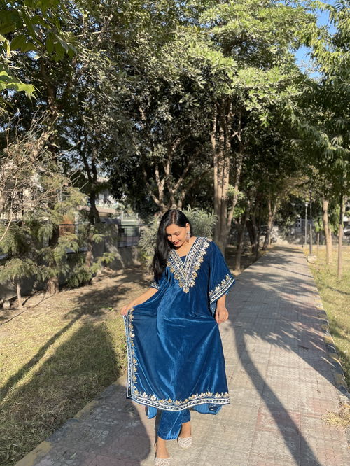 Velvet Gota Patti Hand Embroidery Kaftan with Plazzo Image