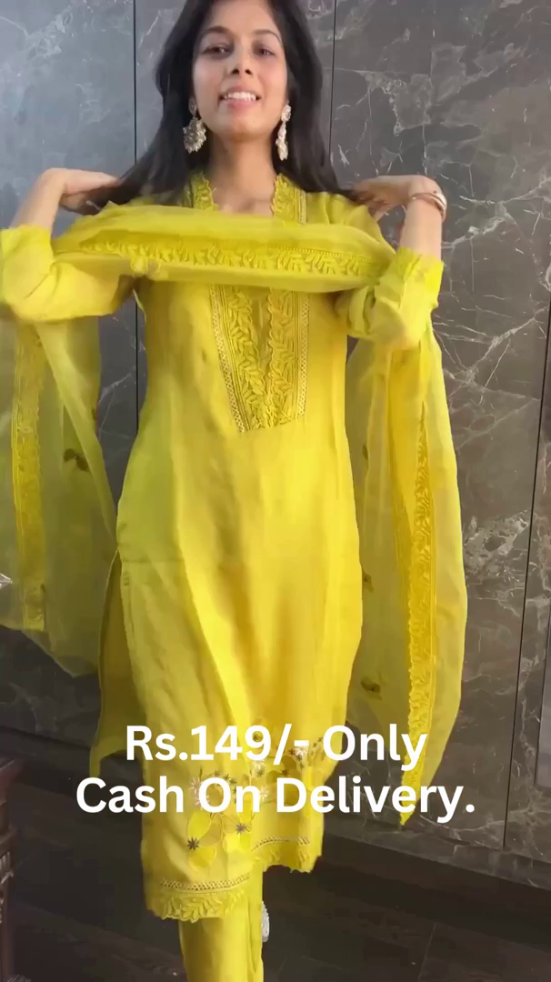 new-top-latesh-and-tranding-dupatta-sets Image