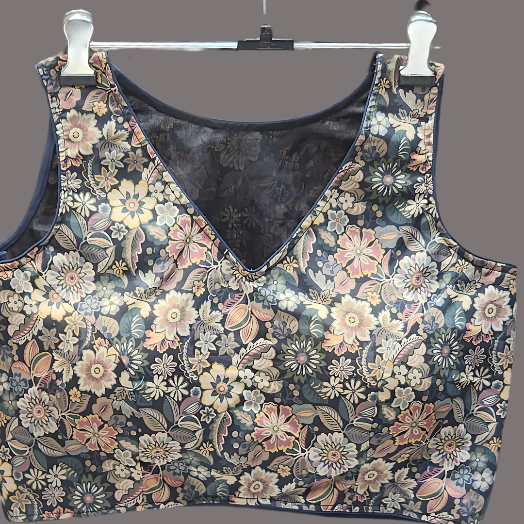 Breezy Women’s Ready-to-Wear Summer Cotton Blouse – Printed Elegance with Comfort-Fit Lining Image