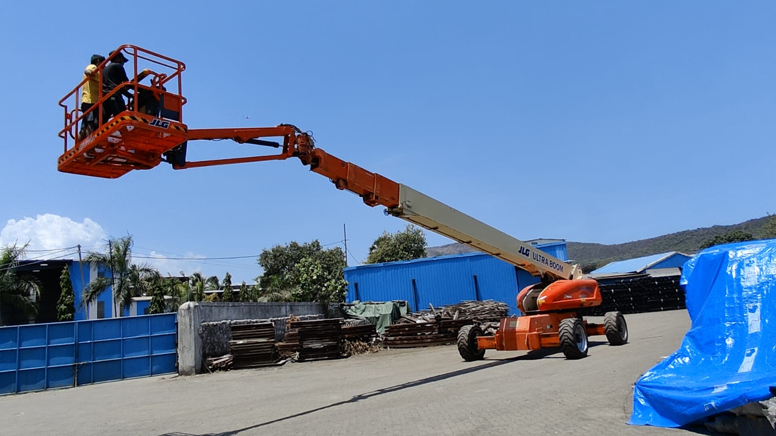JLG 1350 SJP Image