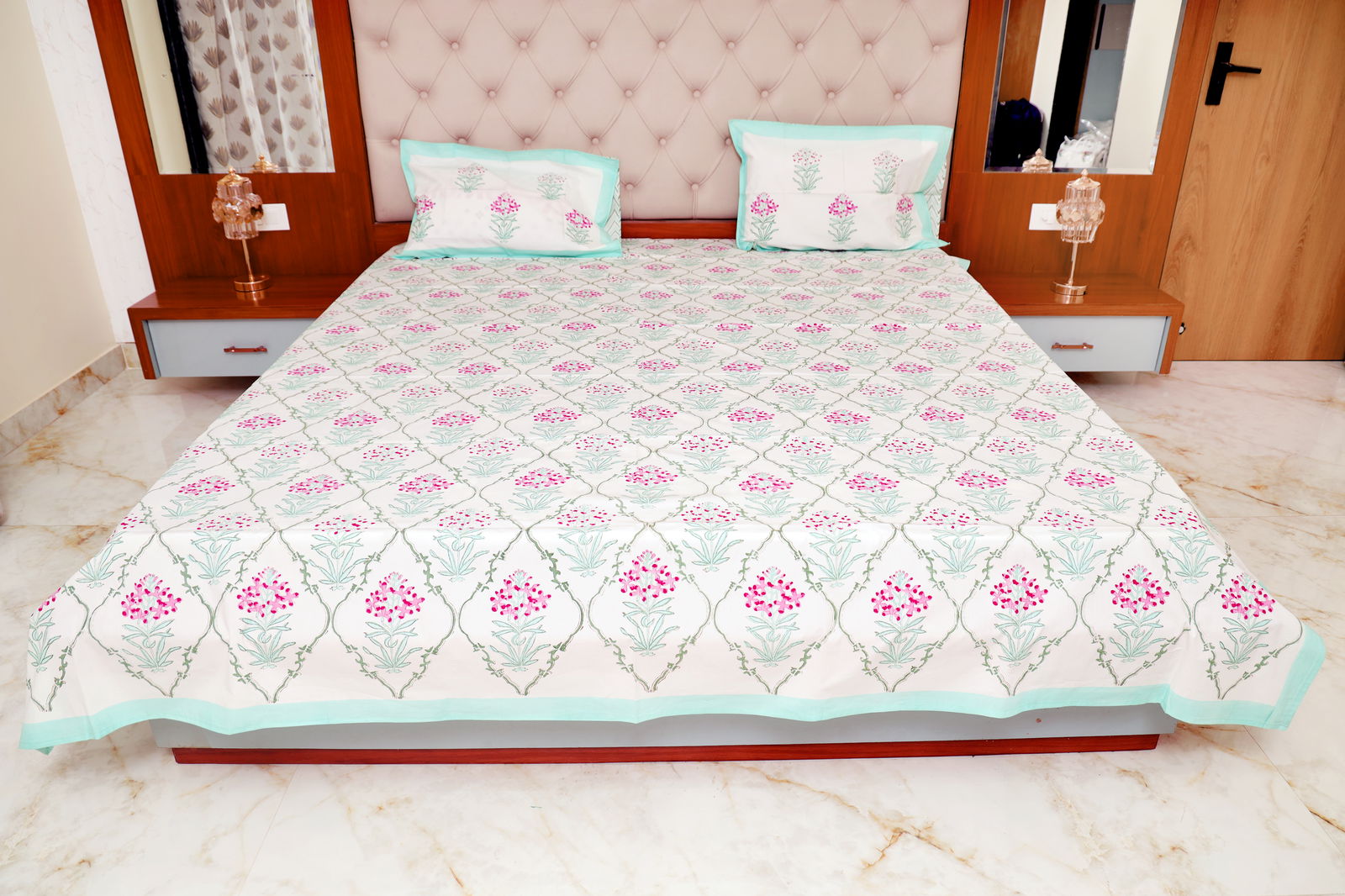 Hand Block Printed Cotton King & Queen Size Bedsheet Image