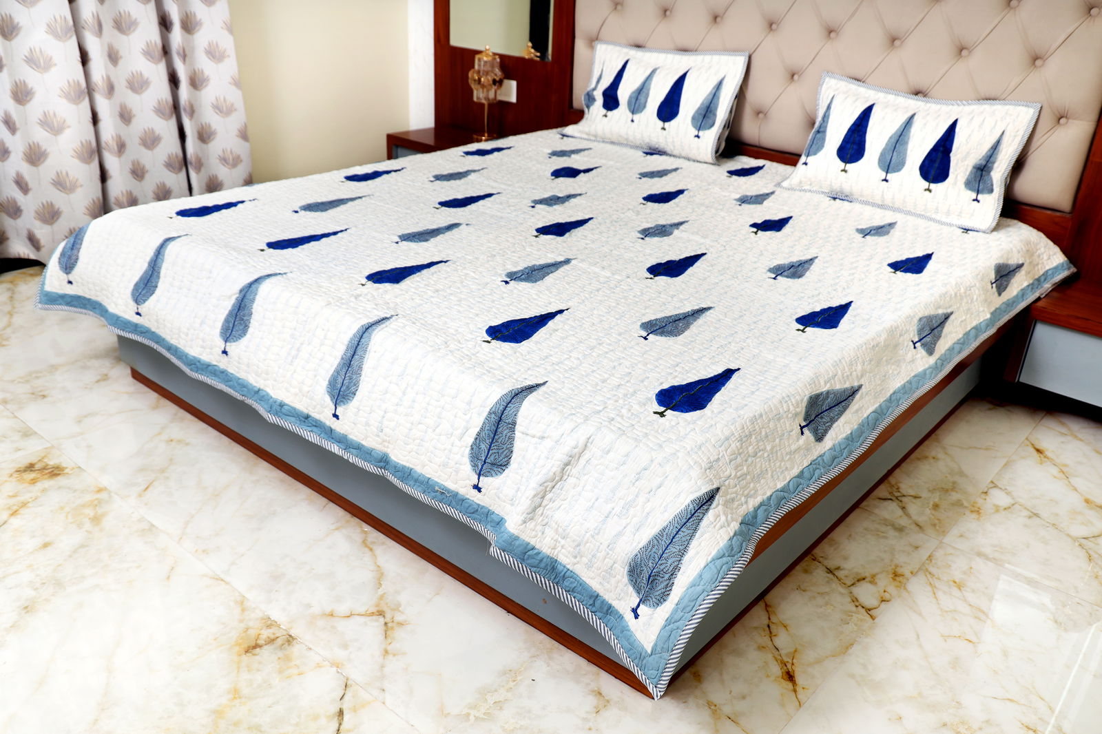 Hand Block Printed Cotton King & Queen Size Bedsheet Image