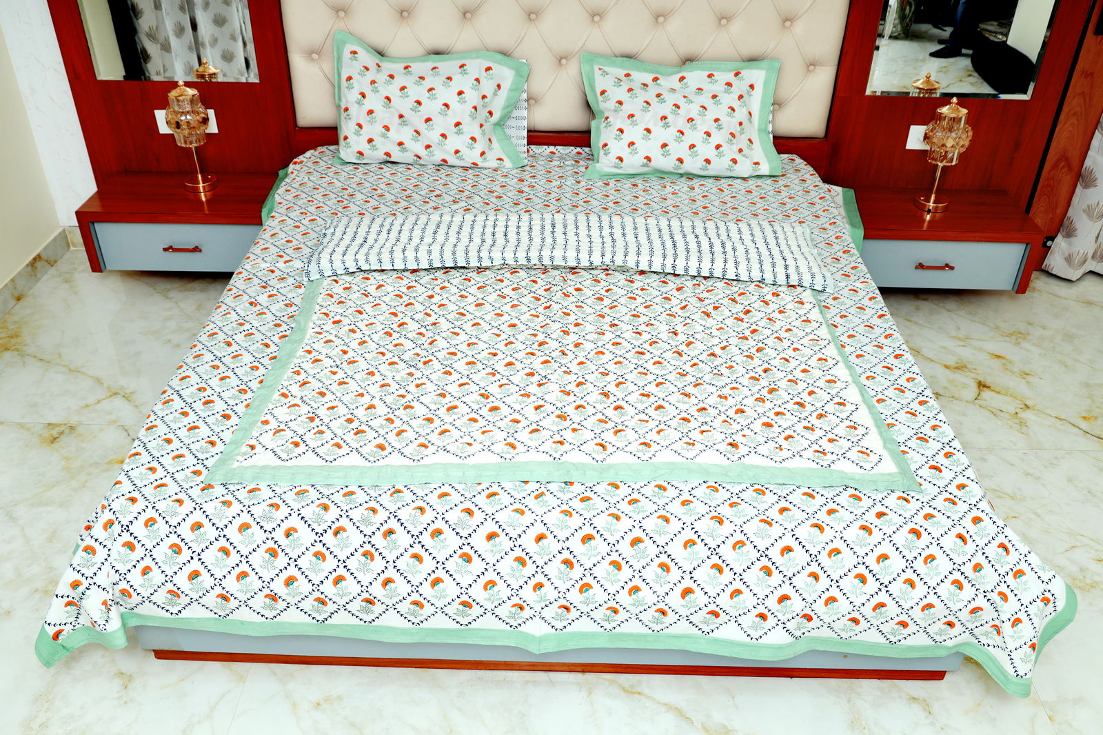 Hand Block Printed Cotton King & Queen Size Bedsheet Image