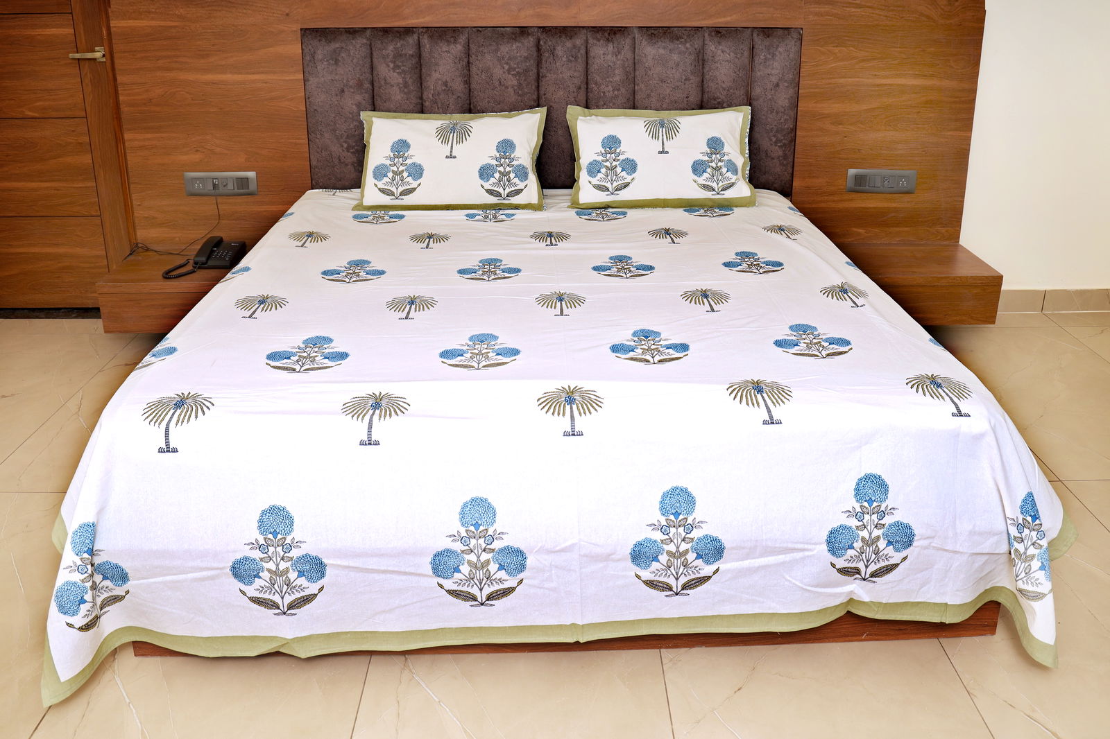 Hand Block Printed Cotton King Size Bedsheet Image