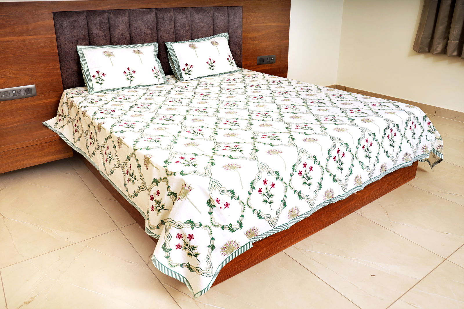 Hand Block Printed Cotton Queen Size Bedsheet Image